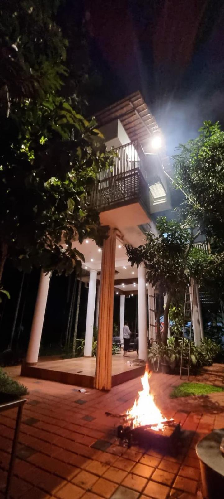 Serenity Villa And Treehouse パルガート エクステリア 写真